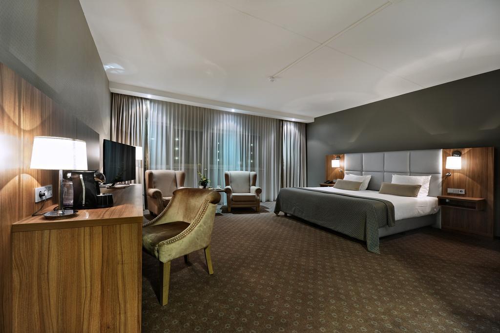 Van Der Valk Theaterhotel Almelo Luaran gambar